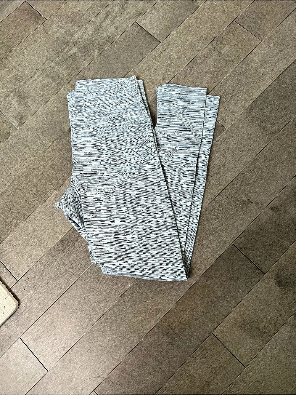 lululemon Align Pant II 25" Abstract Leggings Gray & White Size 6